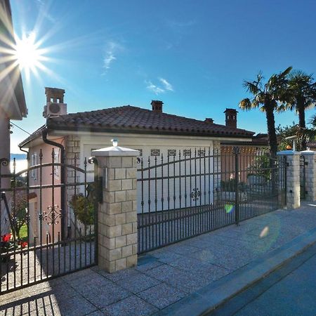 Stunning Apartment In Piran With Kitchen Exterior photo