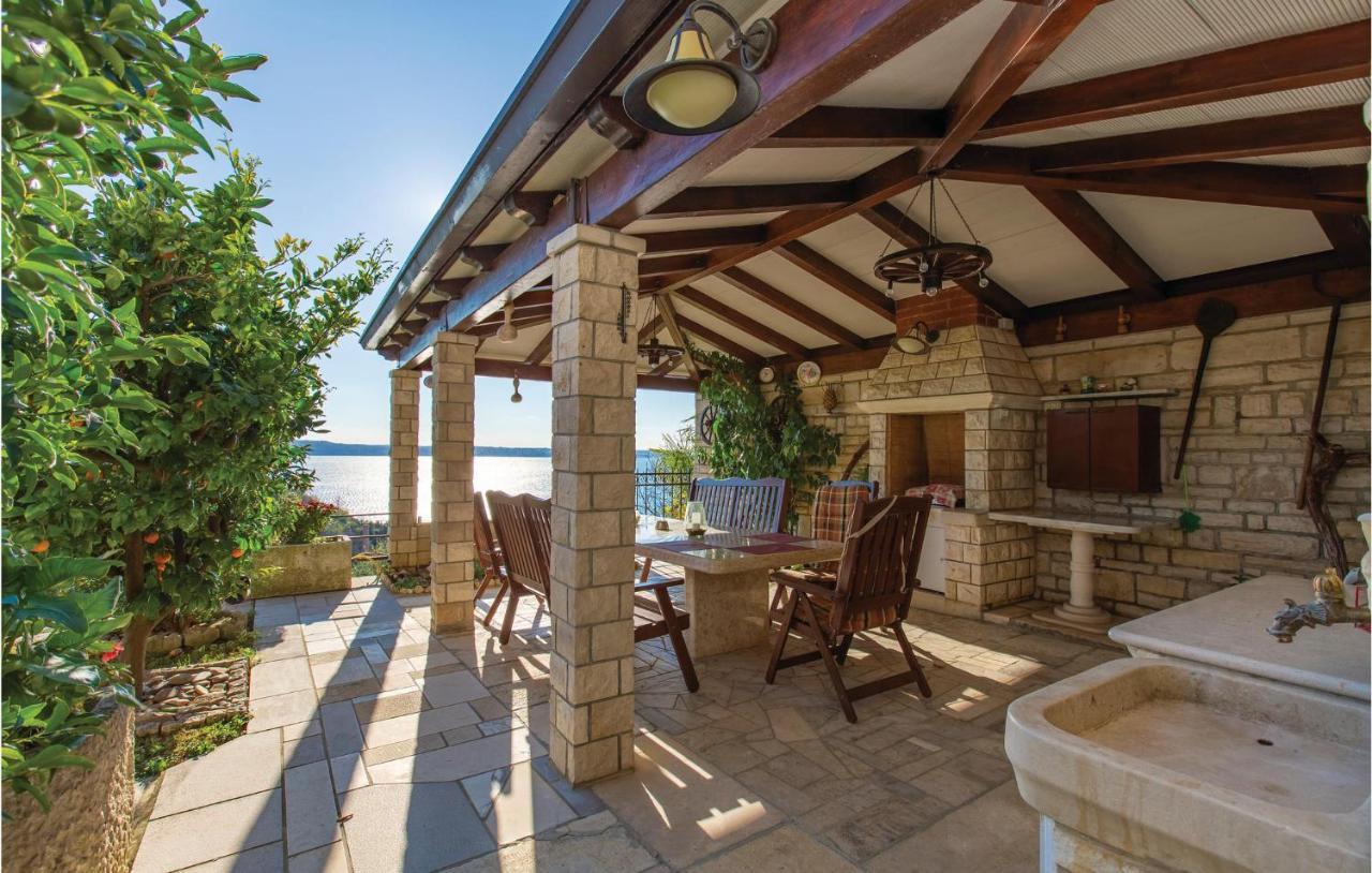 Stunning Apartment In Piran With Kitchen Exterior photo